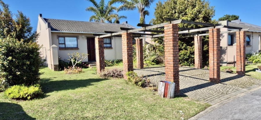 2 Bedroom Property for Sale in Kabega Park Eastern Cape